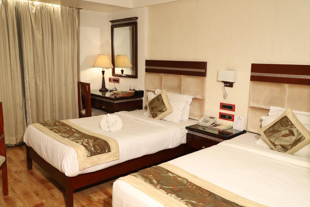 Republic Hotel Patna  Extérieur photo