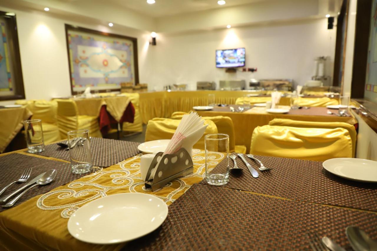 Republic Hotel Patna  Extérieur photo