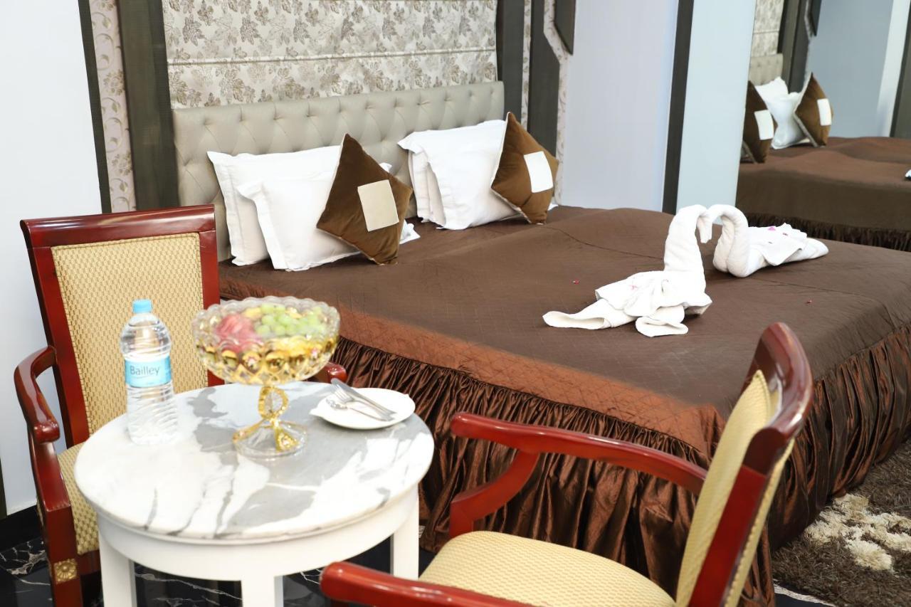 Republic Hotel Patna  Extérieur photo
