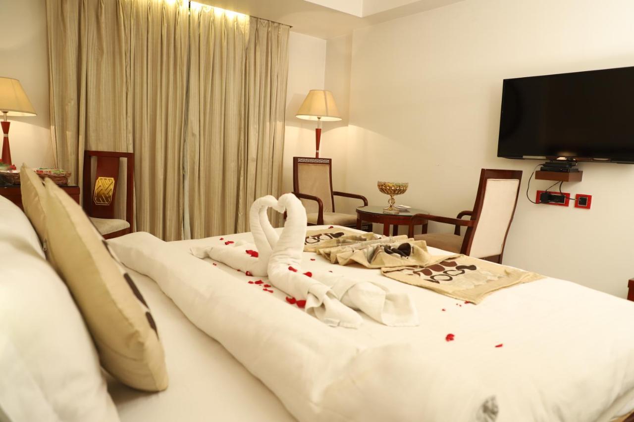 Republic Hotel Patna  Extérieur photo