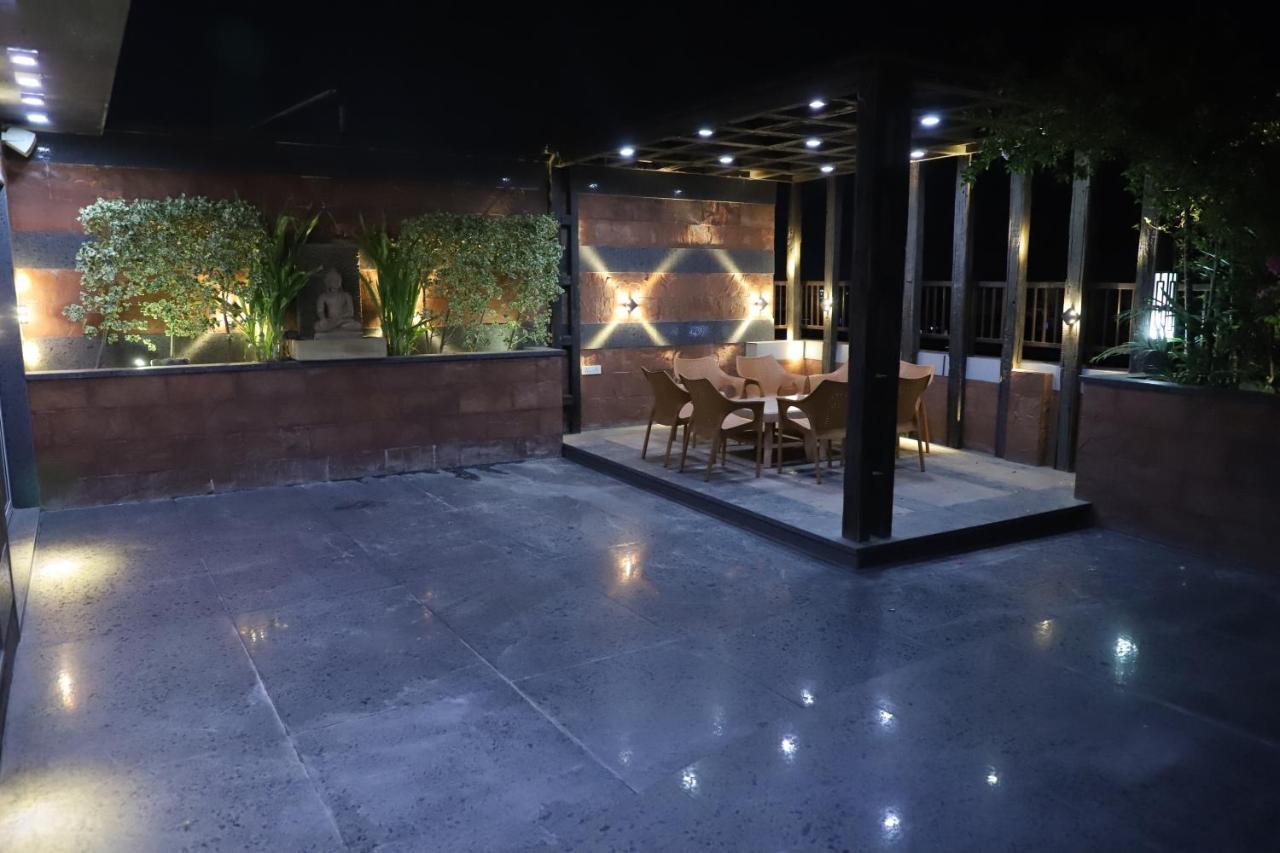 Republic Hotel Patna  Extérieur photo