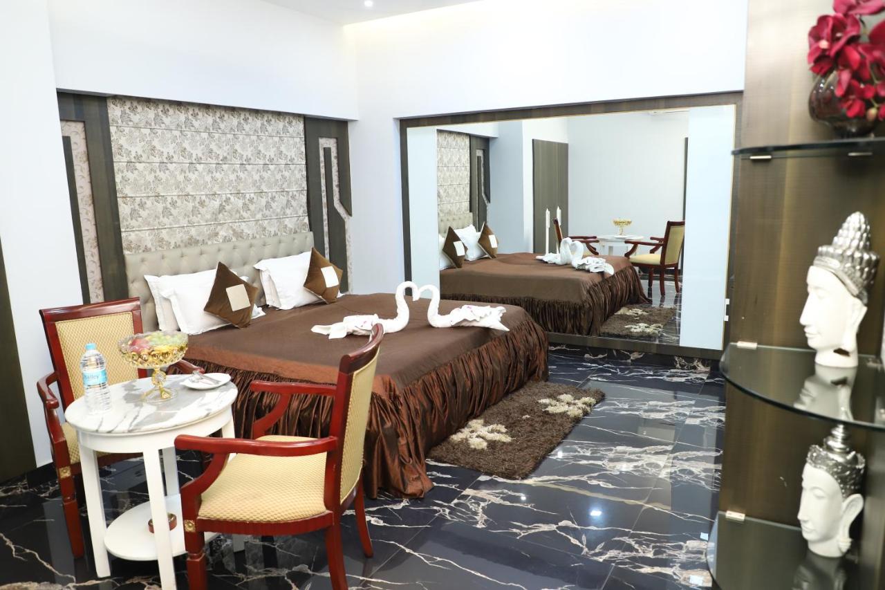 Republic Hotel Patna  Extérieur photo